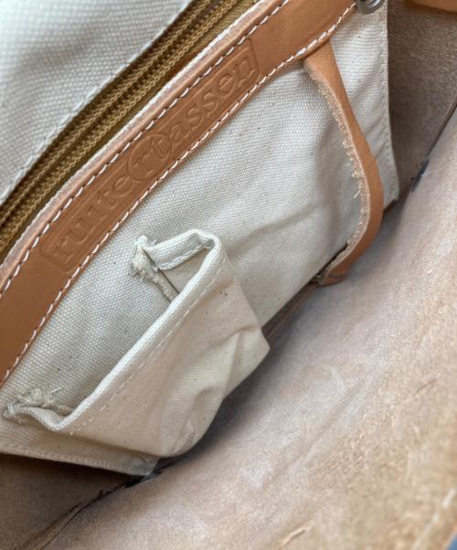 Ruitertassen（ルイタータッセン）RuiterTassen (ルイタータッセン) ヌメ革メッセンジャーバッグ ベージュの古着・服飾アイテム