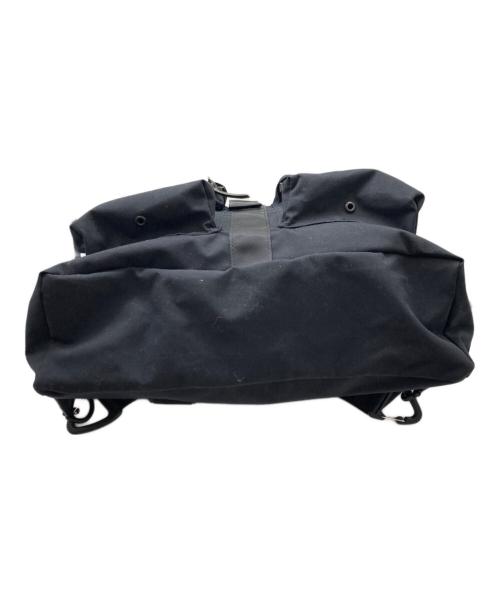 UNTRACE（アントレース）UNTRACE (アントレース) ナップバッグ/218 ブラックの古着・服飾アイテム