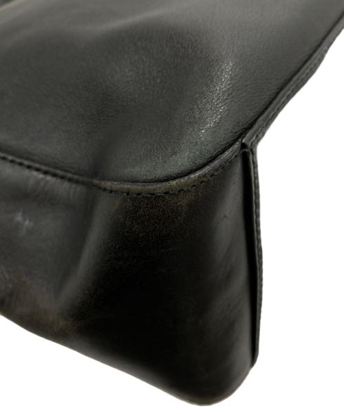 GUCCI（グッチ）GUCCI (グッチ) レザーワンショルダーバッグ/001・3770 ブラックの古着・服飾アイテム