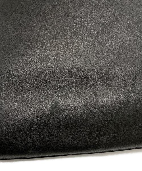 GUCCI（グッチ）GUCCI (グッチ) レザーワンショルダーバッグ/001・3770 ブラックの古着・服飾アイテム