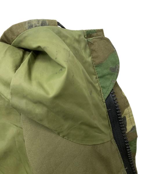 US ARMY（ユーエスアーミー）US ARMY (ユーエスアーミー) COLD WRATHER PARKA CAMOUFLAGE オリーブ サイズ:Lの古着・服飾アイテム