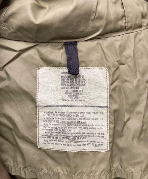 US ARMY（ユーエスアーミー）US ARMY (ユーエスアーミー) COLD WRATHER PARKA CAMOUFLAGE/8415-01-228-1317 オリーブ サイズ:MEDIUMMED LONGの古着・服飾アイテム