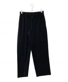 HOMME PLISSE ISSEY MIYAKE（オム プリッセ イッセイ ミヤケ）の古着「TAILORED PLEATS 2/HP43JF158」｜ブラック