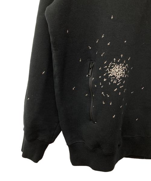 UNDERCOVER（アンダーカバー）UNDERCOVER (アンダーカバー) クロス刺繍スウェット/UC2D4802-5 ブラック サイズ:3の古着・服飾アイテム