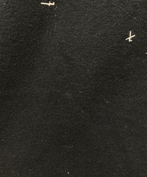 UNDERCOVER（アンダーカバー）UNDERCOVER (アンダーカバー) クロス刺繍スウェット/UC2D4802-5 ブラック サイズ:3の古着・服飾アイテム