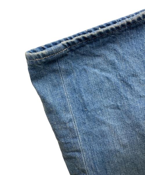 AURALEE（オーラリー）AURALEE (オーラリー) SELVEDGE FADED LIGHT DENIM WIDE PANTS/A25SP03DE インディゴ サイズ:SIZE 4の古着・服飾アイテム