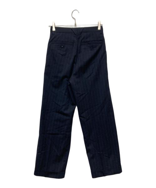 THE SHINZONE（ザ シンゾーン）THE SHINZONE (ザ シンゾーン) DOUBLE CUFF PINSTRIPE TROUSERS/24AMSPA05 ネイビー サイズ:32の古着・服飾アイテム