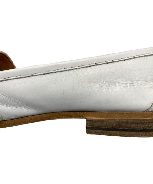 HERMES（エルメス）HERMES (エルメス) エブリン  Hロゴ パンチング レザーローファー ホワイト サイズ:36の古着・服飾アイテム