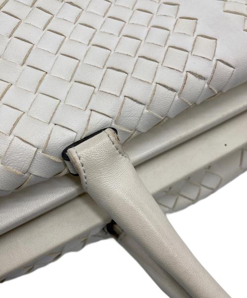 BOTTEGA VENETA（ボッテガベネタ）BOTTEGA VENETA (ボッテガベネタ) イントレチャートがま口ハンドバッグ/131670 ホワイトの古着・服飾アイテム