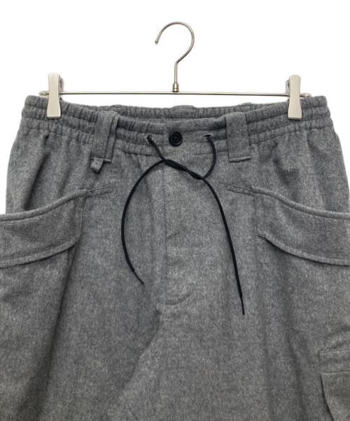 Y-3（ワイスリー）Y-3 (ワイスリー) CLASSIC WOOL FLANNEL CARGO PANTS/GK4591 グレー サイズ:Sの古着・服飾アイテム