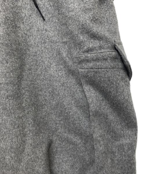 Y-3（ワイスリー）Y-3 (ワイスリー) CLASSIC WOOL FLANNEL CARGO PANTS/GK4591 グレー サイズ:Sの古着・服飾アイテム
