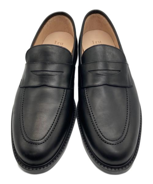 IRU（IRU）Iru (IRU) CLASSIC COIN LOAFER ブラック サイズ:271/2の古着・服飾アイテム