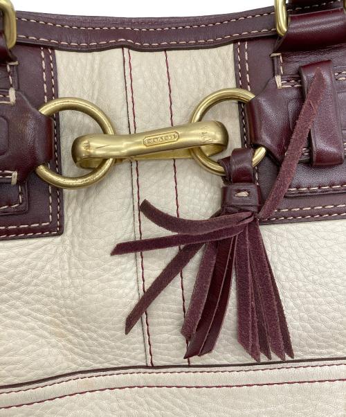 COACH（コーチ）COACH (コーチ) ハンプトンズハンドバッグ/10212 ボルドーアイボリーの古着・服飾アイテム