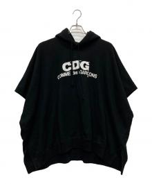 COMME des GARCONS（コムデギャルソン）の古着「ロゴプリントフードポンチョ/SZ-T018」｜ブラック