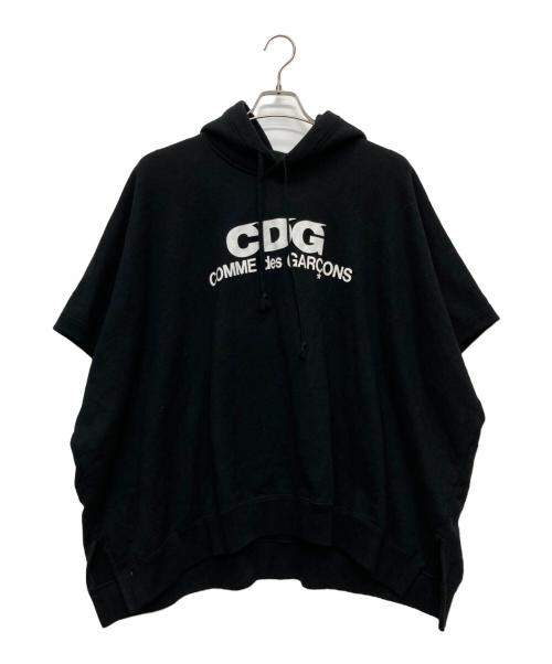 COMME des GARCONS（コムデギャルソン）COMME des GARCONS (コムデギャルソン) ロゴプリントフードポンチョ/SZ-T018 ブラック サイズ:Ｍの古着・服飾アイテム