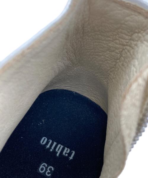 TABITO（タビト）TABITO (タビト) ハイカット足袋スニーカー ホワイト サイズ:39の古着・服飾アイテム