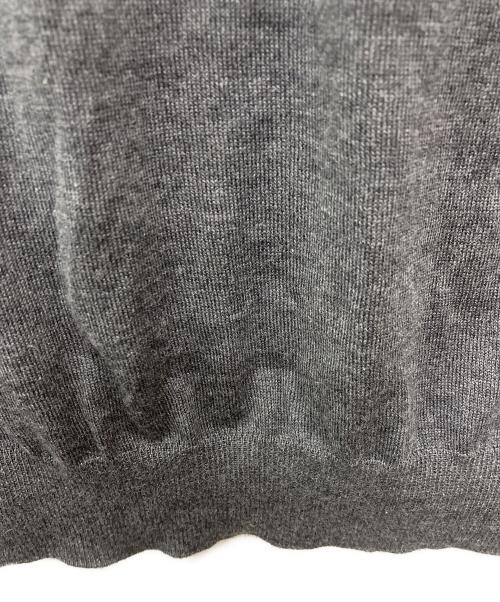 PRADA（プラダ）PRADA (プラダ) カシミヤブレンドVネックカーディガン/SMC497 R132 グレー サイズ:50の古着・服飾アイテム