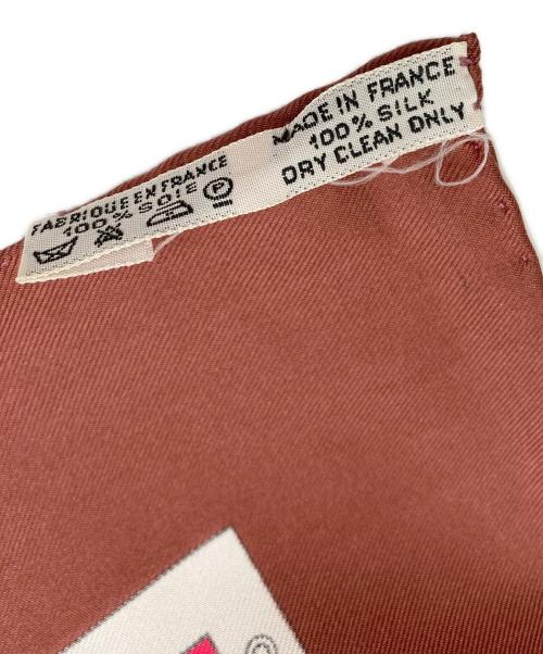 HERMES（エルメス）HERMES (エルメス) カレ90 L'ALPHABET DES METIERS ブラウンの古着・服飾アイテム