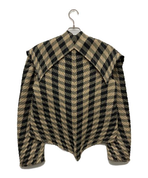 ISSEY MIYAKE（イッセイミヤケ）ISSEY MIYAKE (イッセイミヤケ) セーラーカラープリーツ変形ジャケット ブラック×ベージュ サイズ:Ｍの古着・服飾アイテム