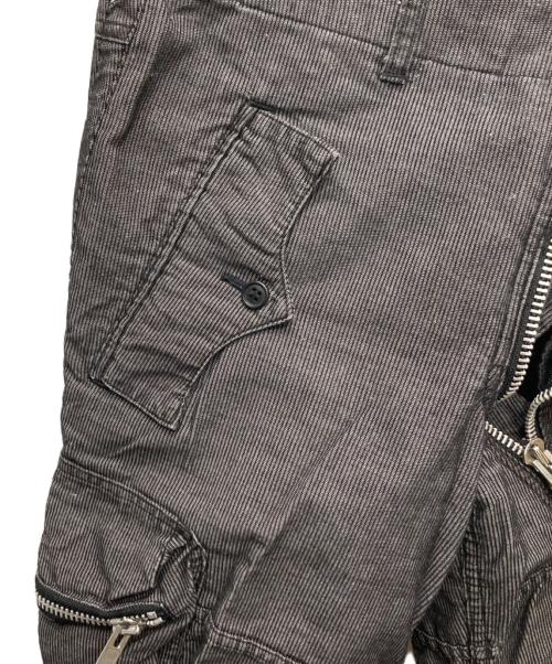 CABANE de ZUCCa（カバンドズッカ）CABANE de ZUCCa (カバンドズッカ) 曲がりジップパラシュートパンツ グレー サイズ:Sの古着・服飾アイテム