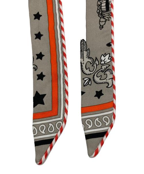 HERMES（エルメス）HERMES (エルメス) ツイリードール キャンディ/シルクスカーフ グレー×オレンジの古着・服飾アイテム