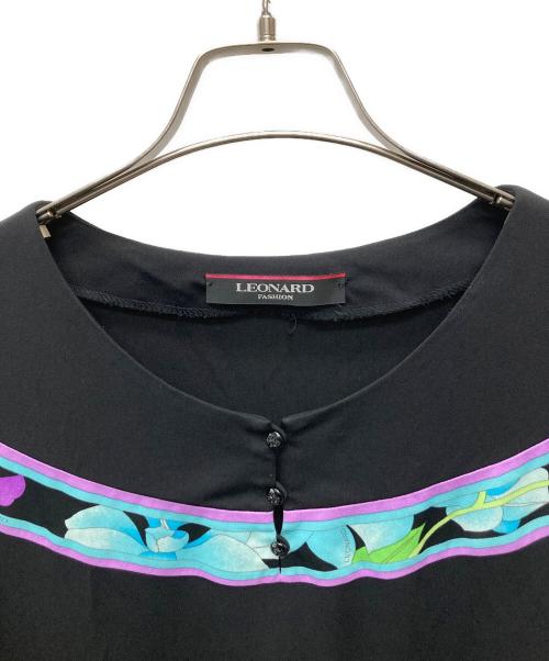 LEONARD FASHION（レオナールファッション）LEONARD FASHION (レオナールファッション) フラワーデザインロングスリーブカットソー ブラック サイズ:40の古着・服飾アイテム