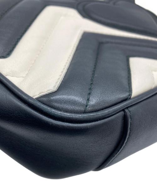 GUCCI（グッチ）GUCCI (グッチ) GG マーモントチェーンショルダーバッグ/448879 ブラックの古着・服飾アイテム