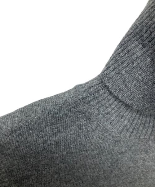 HERMES（エルメス）HERMES (エルメス) ノースリーブカシミヤニット グレー サイズ:38の古着・服飾アイテム