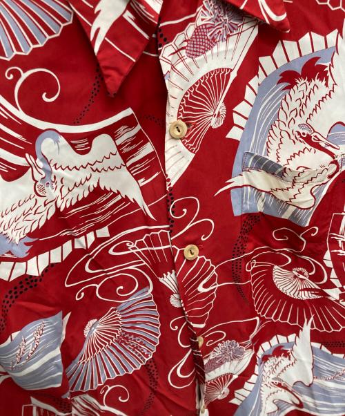 Sun Surf（サンサーフ）Sun Surf (サンサーフ) 鶴・扇子アロハシャツ レッド サイズ:Lの古着・服飾アイテム