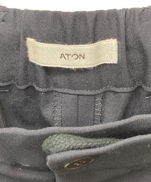 ATON（エイトン）ATON (エイトン) WOOL TORPICAL LOOSE FIT PANTS ネイビー サイズ:6の古着・服飾アイテム