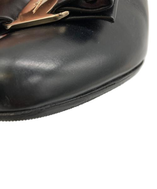 Salvatore Ferragamo（サルヴァトーレ フェラガモ）Salvatore Ferragamo (サルヴァトーレ フェラガモ) ヴァラリボンショートブーツ ブラック サイズ:5 1/2の古着・服飾アイテム