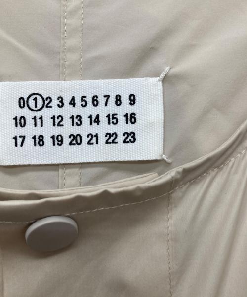 Maison Margiela（メゾンマルジェラ）Maison Margiela (メゾンマルジェラ) ライトナイロンフーデッドコート/S51AH0143 アイボリー サイズ:Ｓの古着・服飾アイテム