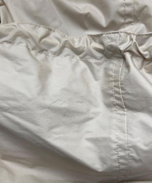 Maison Margiela（メゾンマルジェラ）Maison Margiela (メゾンマルジェラ) ライトナイロンフーデッドコート/S51AH0143 アイボリー サイズ:Ｓの古着・服飾アイテム