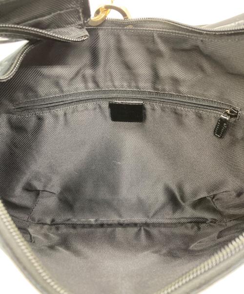 GUCCI（グッチ）GUCCI (グッチ) ショルダーバッグ ブラックの古着・服飾アイテム