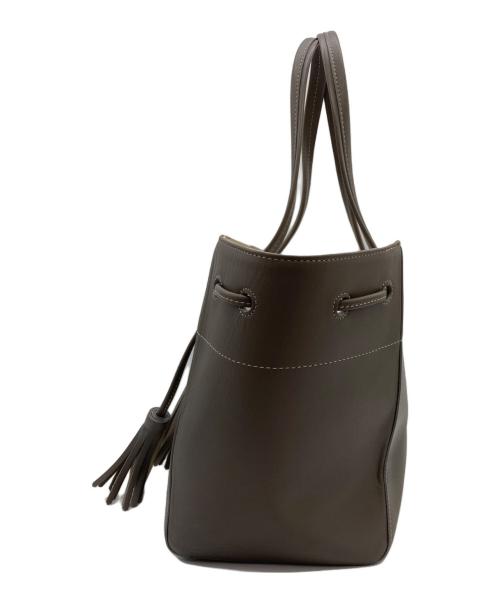 A.D.M.J.（エーディーエムジェイ）A.D.M.J. (エーディーエムジェイ) BLUGAROPLUS TASSEL CONCLUSION TOTE/19SA01014 ベージュの古着・服飾アイテム