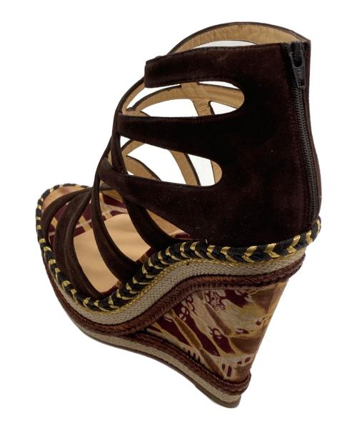 Christian Louboutin（クリスチャン・ルブタン）Christian Louboutin (クリスチャン・ルブタン) TOSCA 140 サンダル ベージュ サイズ:39の古着・服飾アイテム