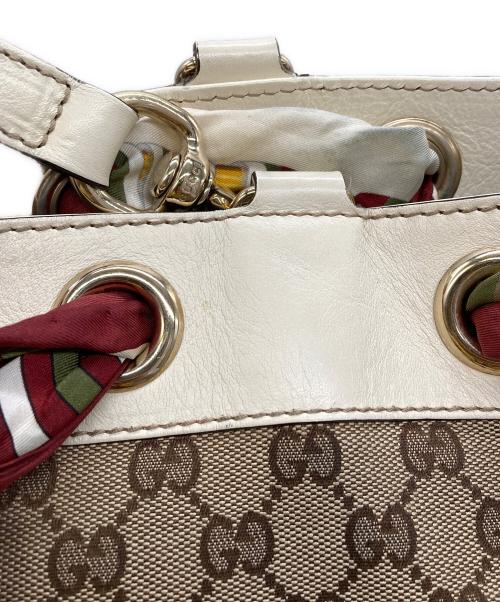 GUCCI（グッチ）GUCCI (グッチ) GGキャンバススカーフ付トートバッグ/153033 ホワイト×ブラウンの古着・服飾アイテム