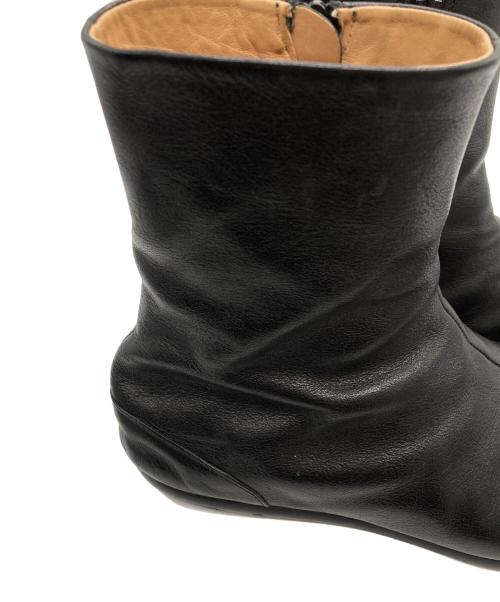 Maison Margiela（メゾンマルジェラ）Maison Margiela (メゾンマルジェラ) フラットソールサイドジップ足袋ブーツ ブラック サイズ:41の古着・服飾アイテム