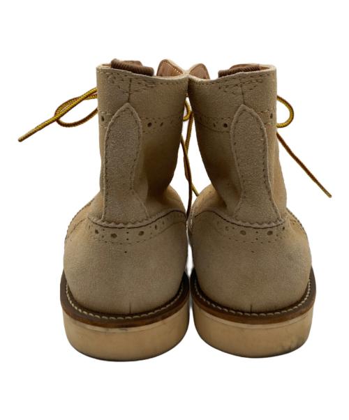 COMME des GARCONS JUNYA WATANABE MAN（コム デ ギャルソン ジュンヤ ワタナベ マン）COMME des GARCONS JUNYA WATANABE MAN (コム デ ギャルソン ジュンヤ ワタナベ マン) スウェードウィングチップブーツ ベージュ サイズ:XSの古着・服飾アイテム