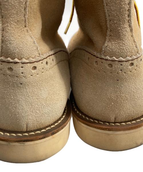 COMME des GARCONS JUNYA WATANABE MAN（コム デ ギャルソン ジュンヤ ワタナベ マン）COMME des GARCONS JUNYA WATANABE MAN (コム デ ギャルソン ジュンヤ ワタナベ マン) スウェードウィングチップブーツ ベージュ サイズ:XSの古着・服飾アイテム