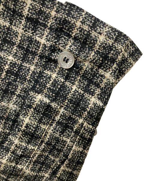 Acne studios（アクネ ストゥディオズ）Acne studios (アクネ ストゥディオズ) Layered Logo T-Shirt/FN-UX-TSHI000166 オリーブ サイズ:XS 未使用品の古着・服飾アイテム