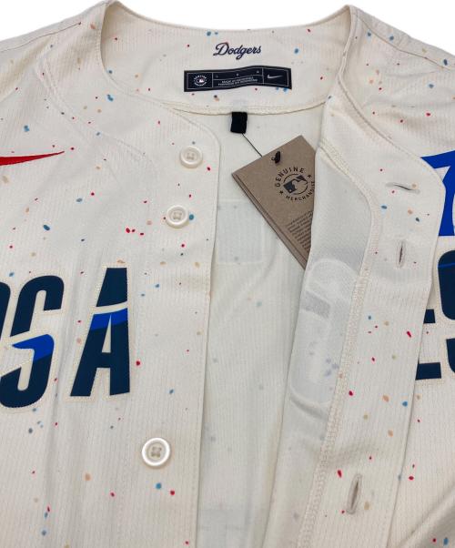 NIKE（ナイキ）NIKE (ナイキ) Los Angeles Dodgers ベースボールシャツ アイボリー サイズ:Lの古着・服飾アイテム