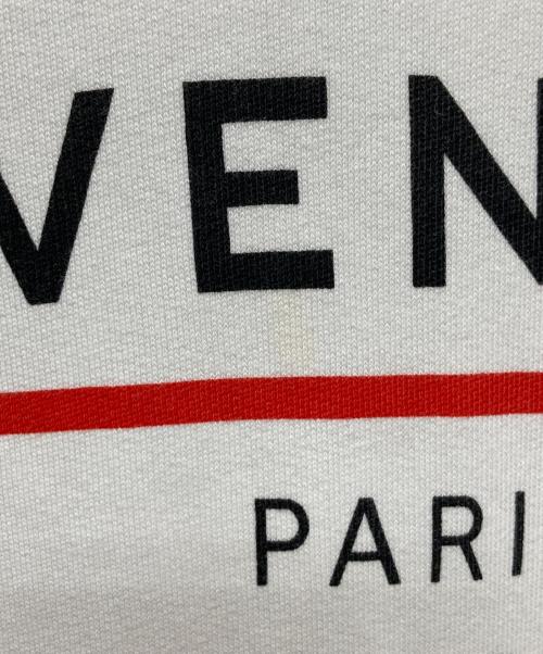 GIVENCHY（ジバンシィ）GIVENCHY (ジバンシィ) ロゴプルオーバーパーカー/BMJ05430AF ホワイト サイズ:Ｍの古着・服飾アイテム