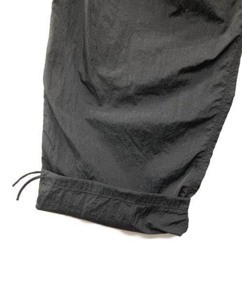 ATON（エイトン）ATON (エイトン) HAND DYED NYLON | UTILITY PANTS/PR.AG.GW.0204 ブラック サイズ:04の古着・服飾アイテム