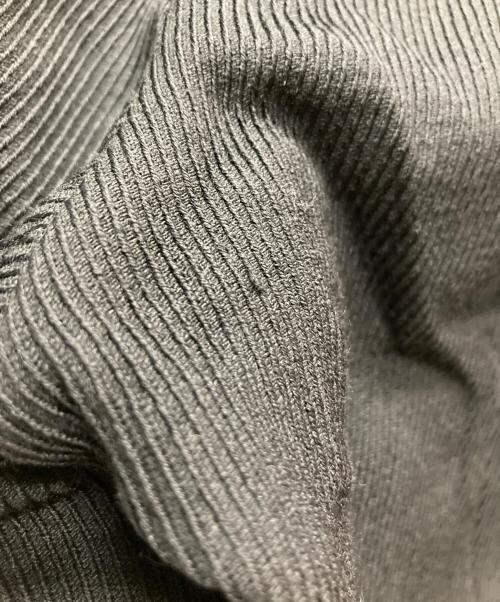 ANDERSSON BELL（アンダーソンベル）ANDERSSON BELL (アンダーソンベル) CAMTTON TWILL WOOL TROUSERS ブラック サイズ:44の古着・服飾アイテム