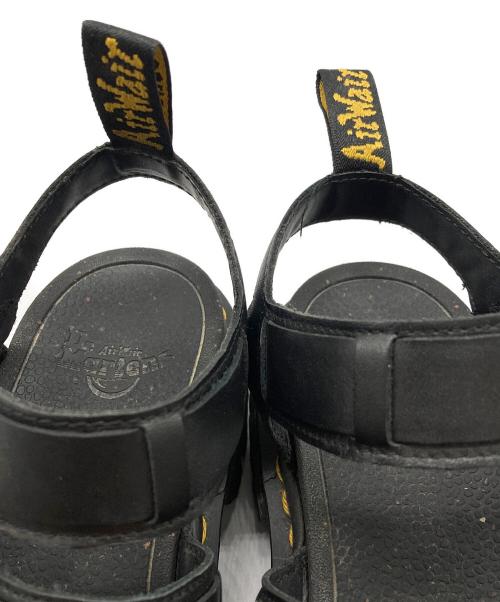 Dr.Martens（ドクターマーチン）Dr.Martens (ドクターマーチン) Ricki 3 Strap サンダル ブラック サイズ:24.5cmの古着・服飾アイテム