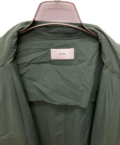 ATON（エイトン）ATON (エイトン) ステンカラーナイロンコート/CM.AG.GM.6200 グリーン サイズ:02の古着・服飾アイテム