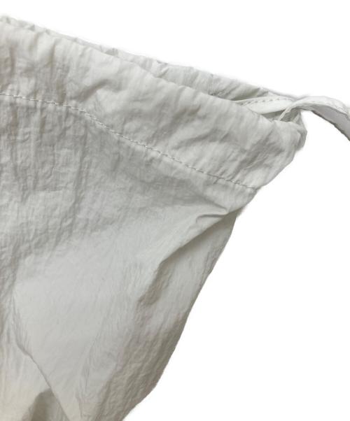 ATON（エイトン）ATON (エイトン) HAND DYED NYLON UTILITY PANTS/PR.AG.GW.0204 ホワイト サイズ:02の古着・服飾アイテム