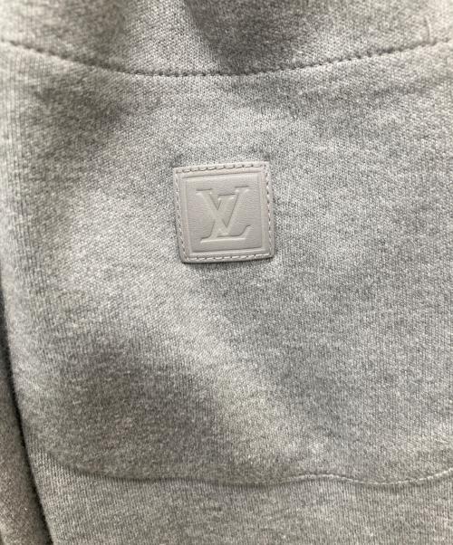 LOUIS VUITTON（ルイ ヴィトン）LOUIS VUITTON (ルイ ヴィトン) パッチロゴスウェットパンツ/RM152Q H7Y43WJI5 グレー サイズ:Ｓの古着・服飾アイテム
