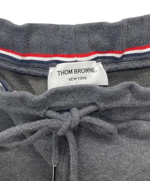 Thom Browne（トムブラウン）Thom Browne (トムブラウン) 4BARスウェットジョガーロングパンツ/MJQ008H-00353-025 グレー サイズ:1の古着・服飾アイテム